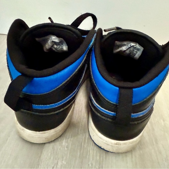 Nike Air Jordan Mid 1 ‘Black Hyper Royal’ Blue Kids Sneakers Shoes 2 - Picture 5 of 6